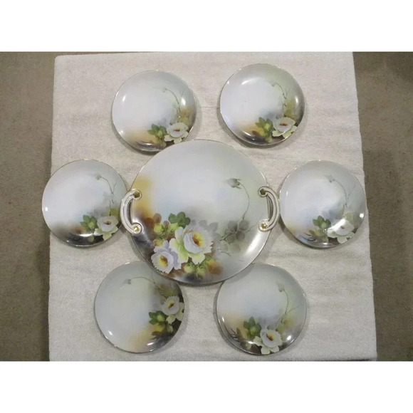 Dessert Plates, Cake Plates, White Flowered‎ made in Japan - Picture 9 of 9